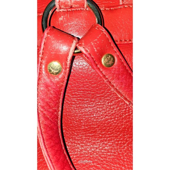 MCM vintage red leather backpack with gold hardware - Picture 6 of 16